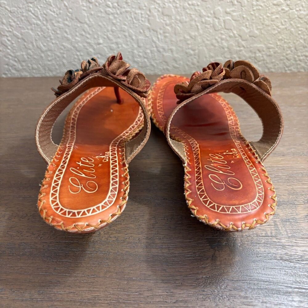 Elite By Corky's Robin Red Leather Floral Beaded Thong Sandal Sz 7 Boho "Read" - Picture 3 of 9